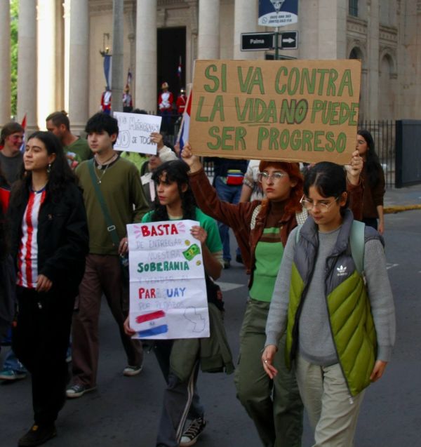 La ciudadanía llevó al Congreso la defensa de los Médanos del Chaco